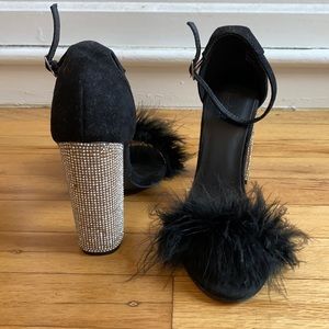 Chic Black MaryJane Heels